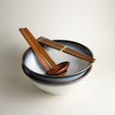 Set 2 cuencos de ramen Kyokko con palillos y cucharas.