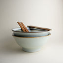Set 2 cuencos para ramen Wasabi con palillos y cucharas.