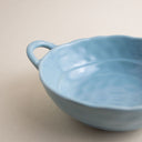 minicazuela con borde irregular azul