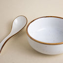 Cuenco chato de porcelana Arita