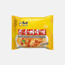 Ramen instantáneo sabor costillas y chalotas fritas Master Kong 104g
